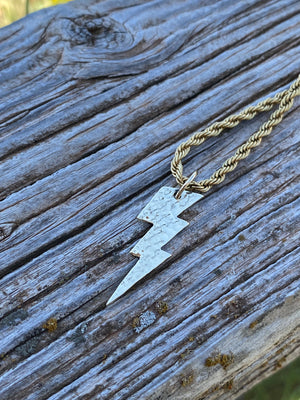 Open image in slideshow, Small Hammered Lightning Bolt Pendant
